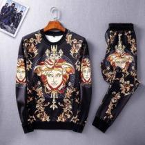 最近人気一番！ 上下セット 流行の注目ブランド ヴェルサーチ VERSACE 毎年流行り定番アイテムおすすめ