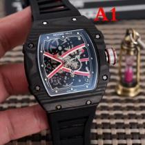 カジュアルスタイルに リシャールミル話題の新作到着！ RICHARD MILLE 男性用腕時計 3色可選.180.