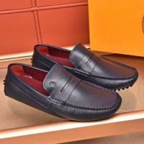 2026秋冬の定番新品到来!トッズ TOD'S カジュアルシューズ圧倒的人気新着