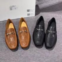 希少性の高いルイ ヴィトン  2色可選 カジュアルシューズ滑りにくいLOUIS VUITTON
