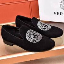 2026人気の主流アイテムヴェルサーチ VERSACE 上品でファッションカジュアルシューズ
