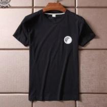 ヴェルサーチ大人っぽく知的な VERSACE 2色可選 半袖/Tシャツ2026新品入荷