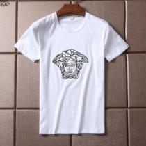 半袖/Tシャツヴェルサーチ VERSACE 注目美品2色可選 人気デザインで欲しい