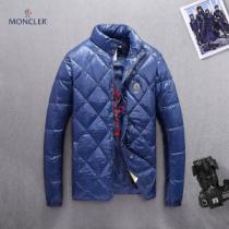 流行の注目ブランド　海外限定アイテム　2色可選　モンクレール MONCLER  ダウンジャケット メンズ　