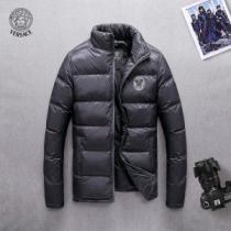 ファッションの最先端！　ヴェルサーチVERSACE  ダウンジャケット メンズ  2色可選　流行っている