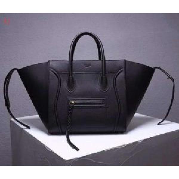 多色可選 大胆なデザイン セリーヌ CELINE 数量限定再入荷 トートバッグ 2026秋冬の定番新品到来!.352.