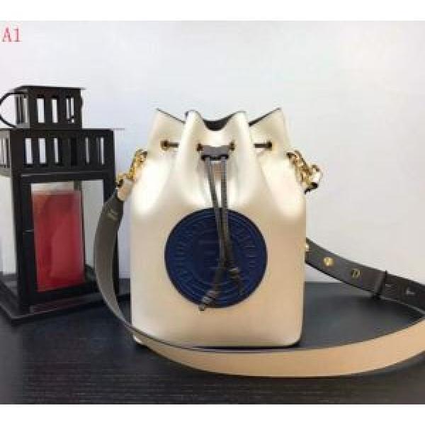 FENDI フェンディ 超激安価格 2色可選 高感度アイテム  ショルダーバッグ 最近人気一番！.150.