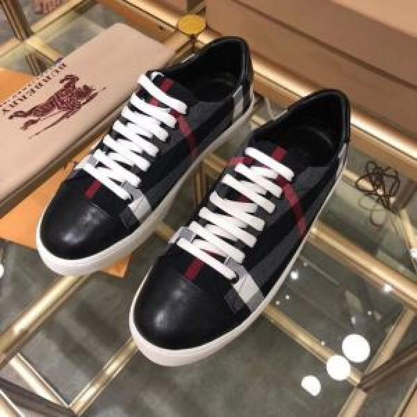 おすすめアイテム BURBERRY 毎年流行り定番アイテムおすすめ スニーカー、靴 2色可選 バーバリー