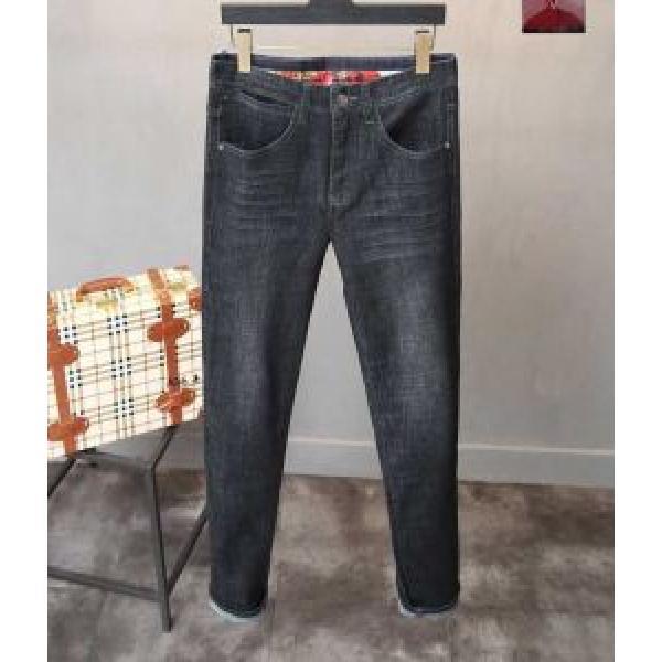 ARMANI アルマーニ  ジーンズ　最近人気一番！　欧米韓流　定番品質保証　個性的なモデル