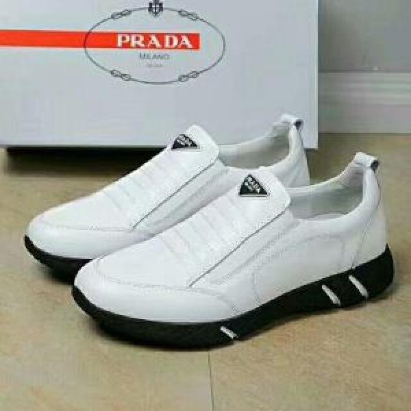 ファッションの最先端！PRADA 2色可選 2026秋冬の定番新品到来!スニーカー、靴プラダ