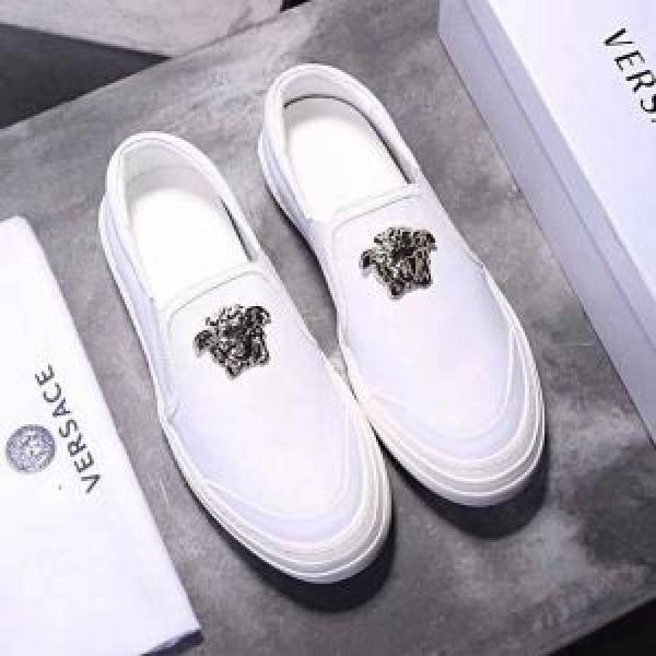 希少価値大 ヴェルサーチ有名人同じアイテム VERSACE スリップオン秋季超人気アイテム