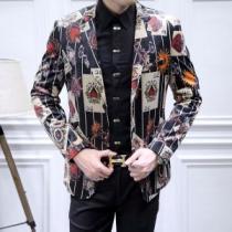 ファッションの最先端！　スーツ　高品質な　ドルチェ＆ガッバーナ DOLCE&GABBANA  手頃価格