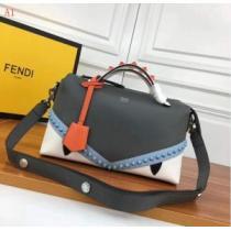 格好良いアイテム FENDI フェンディ 2026新品入荷  ショルダーバッグ 2色可選 美品*入手困難.150.