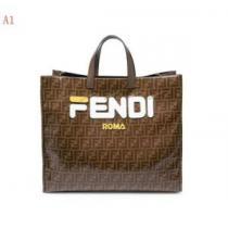 人目を引く存在感 2026年秋冬入荷 FENDI フェンディ 3色可選 トートバッグ 秋季超人気アイテム.150.