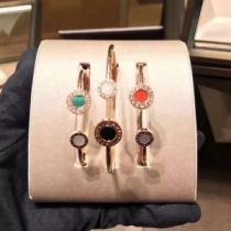オシャレを満喫できる ブルガリ2026【SALE！】 BVLGARI ブレスレットこれは欲しい3色可選.225.