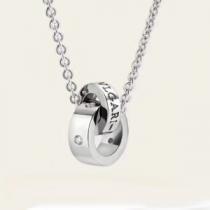 現代的な印象 ブルガリ2026新品入荷 人目を引く存在感BVLGARI ネックレス.229.