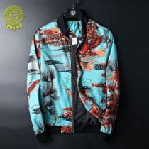 2025秋冬の定番新品到来! ヴェルサーチVERSACE 野球ウェア 今年っぽくNEWファッション