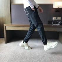 数量限定再入荷 チノパン 2026秋冬の定番新品到来! モンクレール MONCLER 高級感が漂う