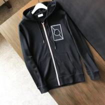 今季大人気新作登場 モンクレール MONCLER 希少価値大 ジップパーカー 2色可選 秋季超人気アイテム
