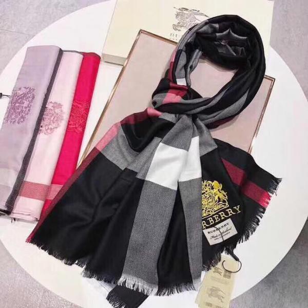 2026年人気満々のブランド バーバリー BURBERRY 有名人同じアイテム スカーフ 4色可選