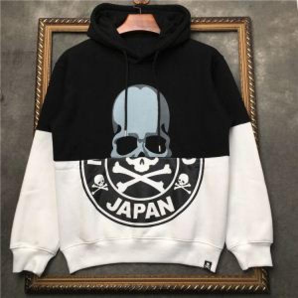 芸能人愛用マスターマインドジャパン１着は持つべき Mastermin Japan パーカー大流行中