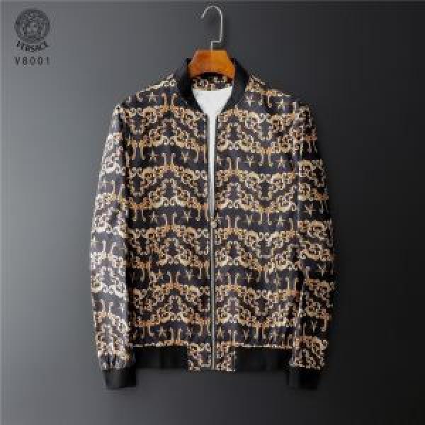 大人カジュアル 2026年秋冬入荷VERSACE ブルゾン 秋冬大活躍 ヴェルサーチ