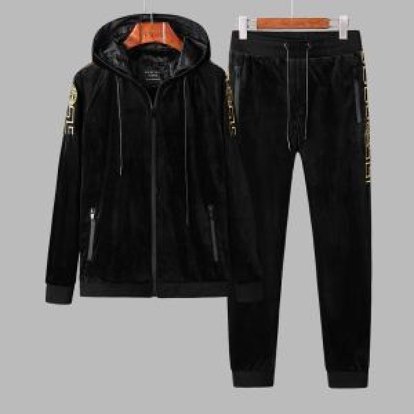 超目玉新作ヴェルサーチ VERSACE最終数量限り！ 上下セット ファッションスタッズ