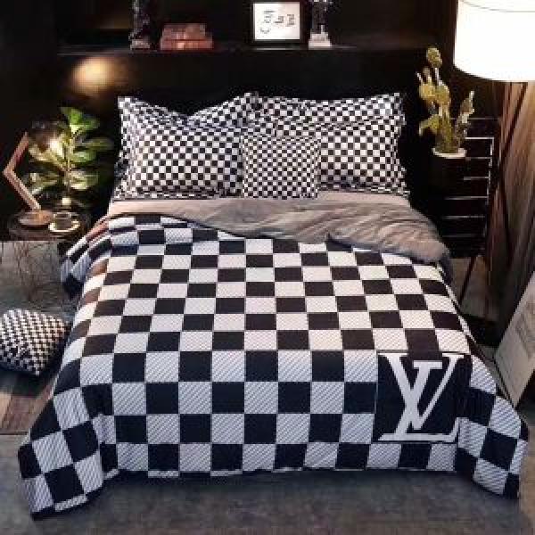 ファッション度アップ LOUIS VUITTON 寝具 4点セット 高感度アイテム ルイ ヴィトン
