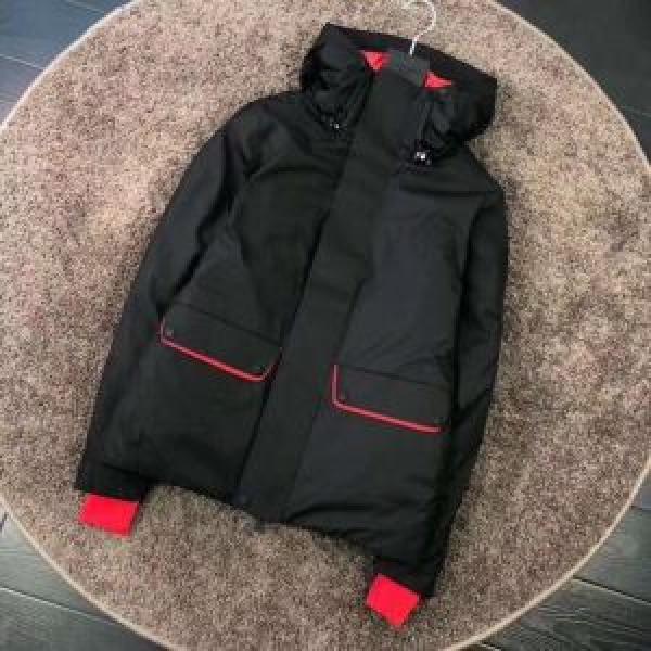 2026新品入荷 モンクレール MONCLER 美品*入手困難 ダウンジャケット メンズ 再入荷！