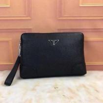 圧倒的人気新着 プラダ PRADA 有名人同じアイテム  クラッチバッグ  大胆なデザイン.57.