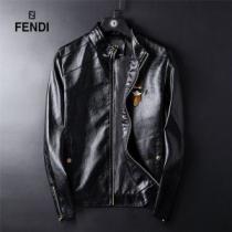 高級感漂わせる フェンディ FENDI 逸品フェイクファー製のコート2026年秋冬入荷