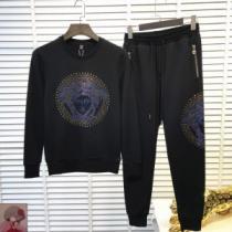 2025最高ランキング VERSACE 2025年秋冬入荷 上下セット 超人気美品 ヴェルサーチ