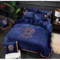 3色可選 寝具 4点セット 魅力をプラスヴェルサーチVERSACE 今季爆発的な人気