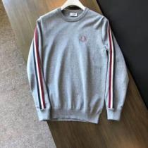 現代的な印象 MONCLER 2色可選 2026【SALE！】モンクレールプルオーバーパーカー