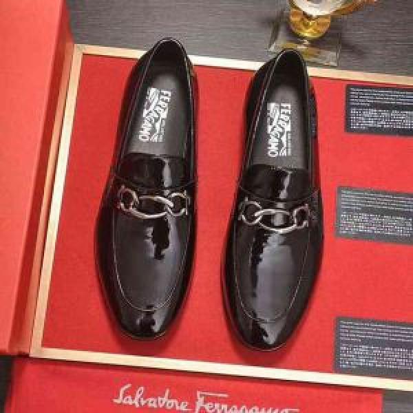 軽量サルヴァトーレフェラガモフォーマルシューズ2026年秋冬入荷 FERRAGAMO ファッション 人気