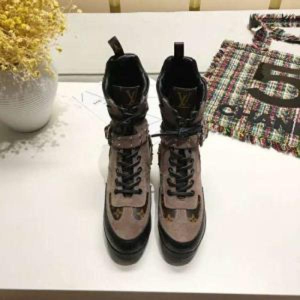 絶妙な新商品 ルイヴィトン LOUIS VUITTON 再入荷！ ショートブーツ 18ＳＳ美品 高品質な