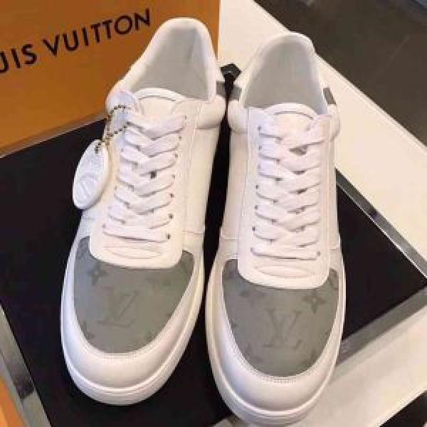 ランニングシューズ  大流行中ルイ ヴィトン LOUIS VUITTON 2026年人気満々のブランド