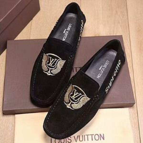 シューズ 圧倒的人気新着 ルイ ヴィトン 2026人気の主流アイテム LOUIS VUITTON 希少性の高い
