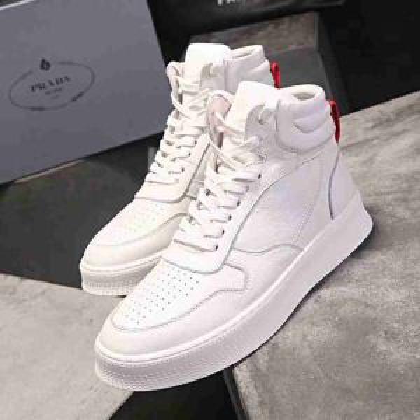 冬季限定販売  2026人気の主流アイテムハイトップシューズ  2色選択可 プラダ PRADA お得な