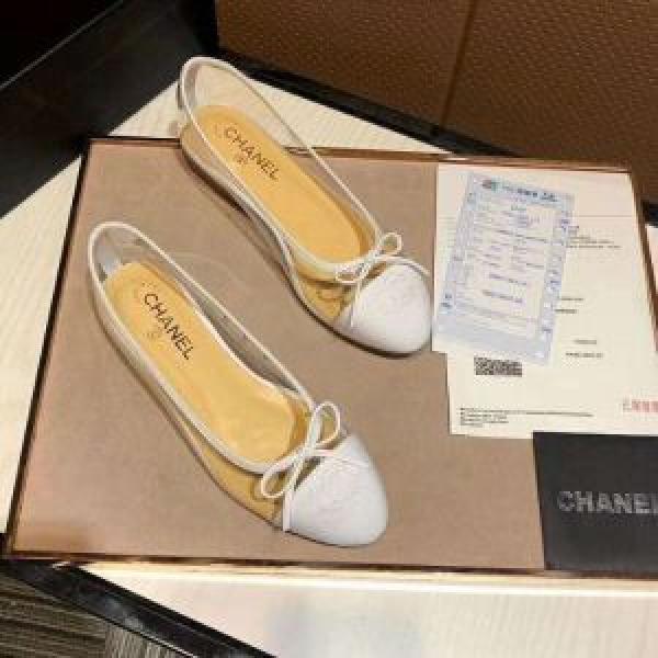 超人気美品 ブランド軽い履き心地 コピー ローヒール 2色可選 2026年秋冬入荷極上シューズ