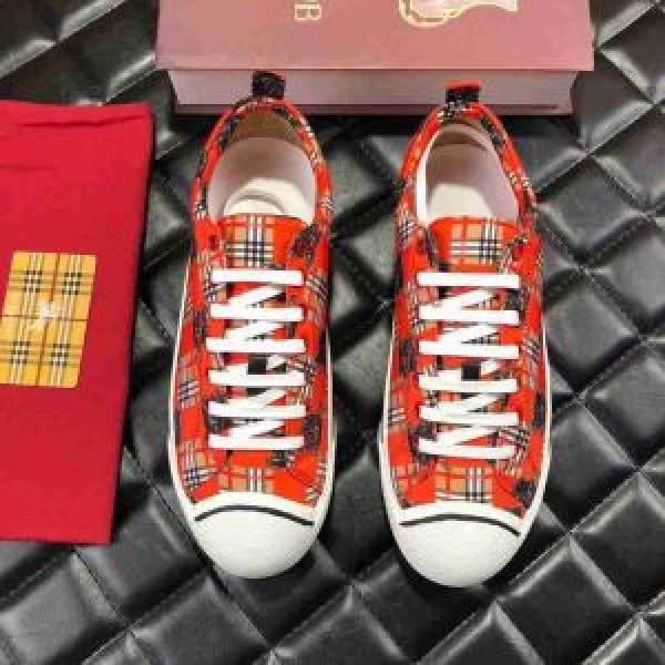 流行の注目ブランド BURBERRY バーバリー ハイトップシューズ 2色可選 今年人気定番 秋冬トレンド