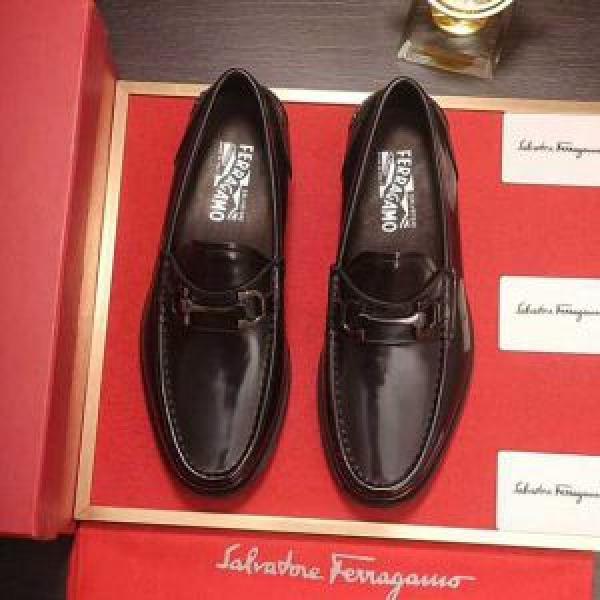 カジュアルシューズ ファッションの最先端！期間限定セール FERRAGAMO サルヴァトーレフェラガモ