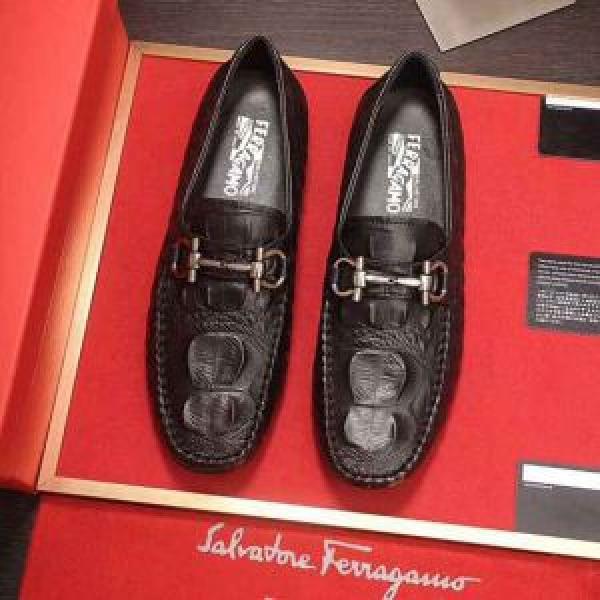 FERRAGAMO サルヴァトーレフェラガモ 2026人気の主流アイテ カジュアルシューズ 圧倒的人気新着