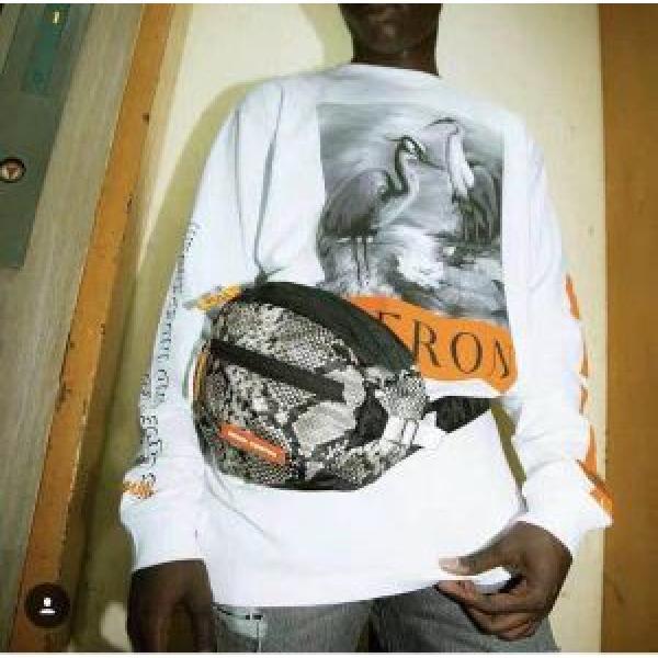 2026年秋冬入荷 Off-White オフホワイト 大人っぽい長袖/Tシャツ流行の注目ブランド