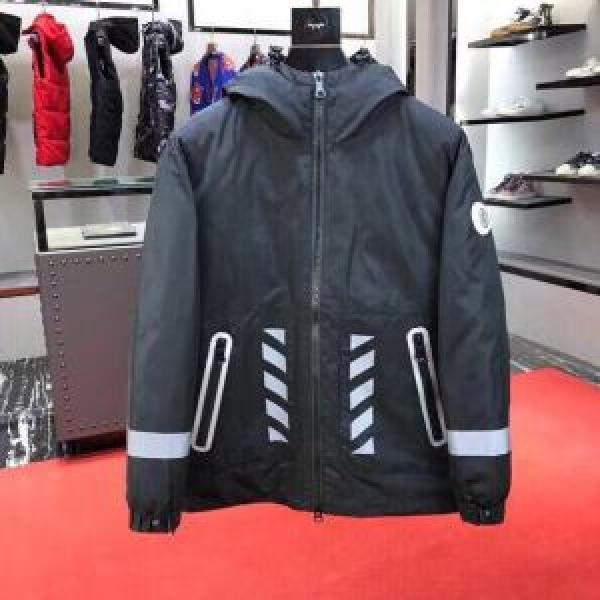 寒い季節にピッタリの一枚Off-White オフホワイト2026秋冬の定番新品到来! ダウンジャケット 2色可選