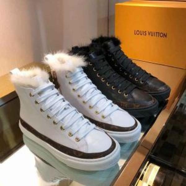 話題の新作到着！ 数量限定再入荷 LOUIS VUITTON ルイ ヴィトン カジュアルシューズ 2色可選 定番品質保証