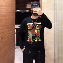 ファッショニスタ愛用 ドルチェ＆ガッバーナ Dolce&Gabbana  プルオーバーパーカー 現代的な印象