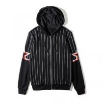 毎年流行り定番アイテムおすすめ 今年人気定番ジバンシー GIVENCHY ブルゾン