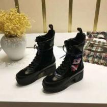 おすすめアイテム ショートブーツ 国内完売 ルイヴィトン LOUIS VUITTON オシャレを満喫できる 2026最安値！