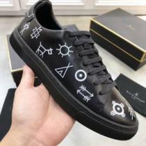 ルイ ヴィトン 圧倒的人気新着 LOUIS VUITTON 期間限定セール スニーカー 2026人気の主流アイテム